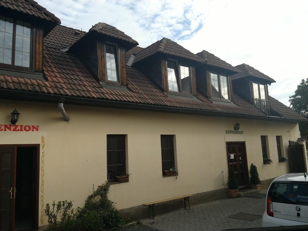 Penzion Na Jízdárně Stary Plzenec Exterior foto