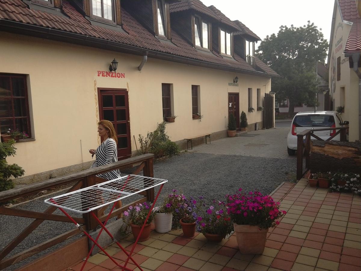 Penzion Na Jízdárně Stary Plzenec Exterior foto